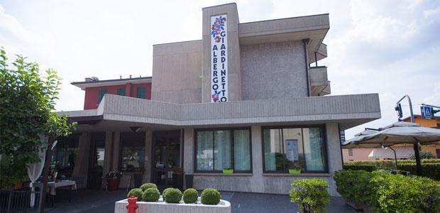 Albergo Giardinetto Scanzorosciate Exterior photo